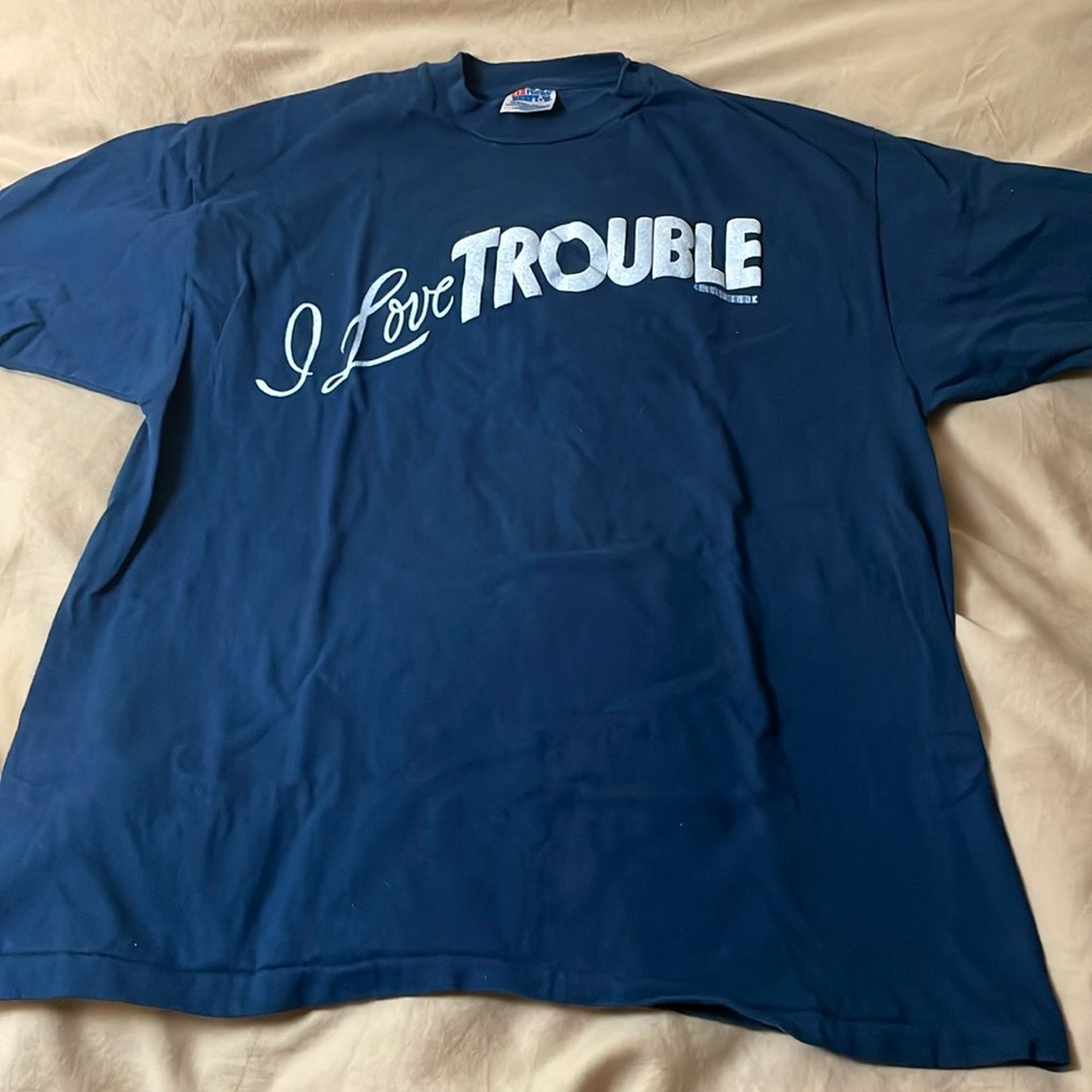 T-shirt from movie I Love Trouble